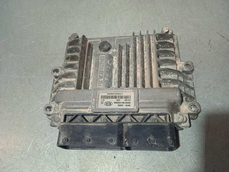 Recambio de centralita motor uce para kia carnival 2.9 crdi cat referencia OEM IAM 391044X930  391044X930