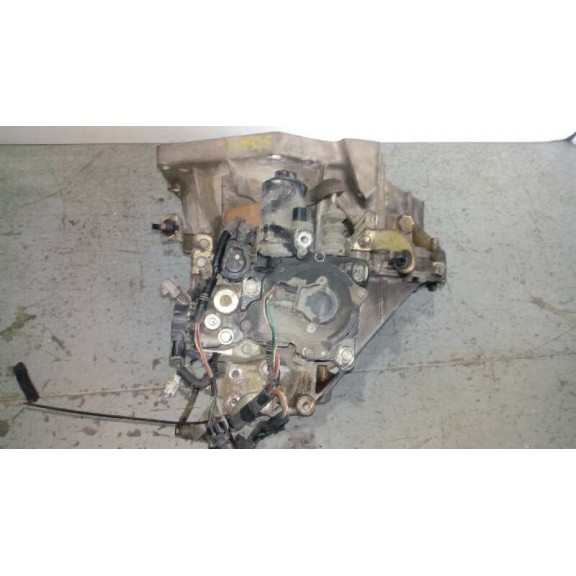 Recambio de caja cambios para peugeot 107 básico referencia OEM IAM 20TT02 M 