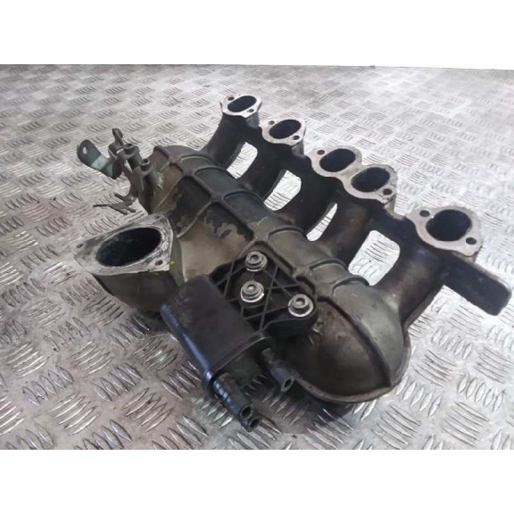 Recambio de colector admision para volkswagen crafter caja cerrada 2.5 tdi dpf referencia OEM IAM 076129713A  
