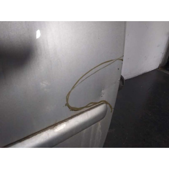 Recambio de puerta delantera derecha para toyota corolla familiar (e12) 2.0 d-4d sol referencia OEM IAM   