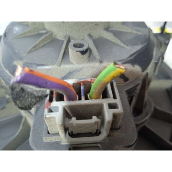 Recambio de motor calefaccion para ford tourneo courier (c4a) trend referencia OEM IAM AV1119846AB 0130115579 2 CABLES