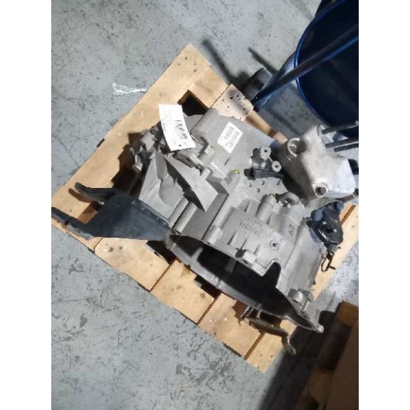 Recambio de caja cambios para volvo v40 familiar 1.8 16v referencia OEM IAM P30616075 61.500KM 