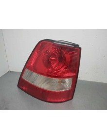 Recambio de piloto trasero derecho para kia sorento 2.5 crdi cat referencia OEM IAM    2