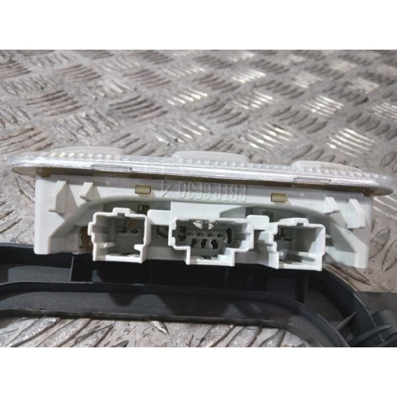 Recambio de luz interior para peugeot 307 berlina (s2) d-sign referencia OEM IAM 9637739580  