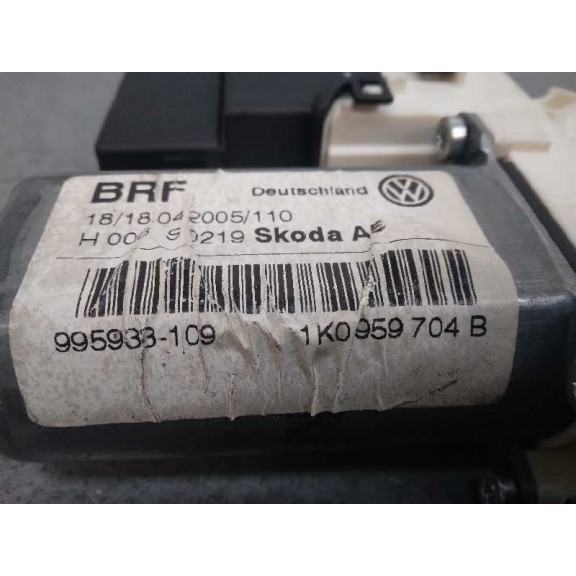 Recambio de motor elevalunas trasero derecho para skoda octavia berlina (1z3) edition 100 referencia OEM IAM 1K0959704B  