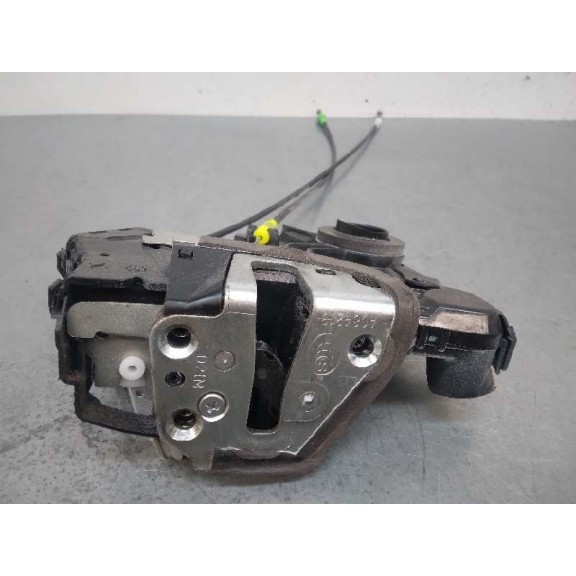 Recambio de cerradura puerta delantera derecha para toyota auris hybrid active referencia OEM IAM  4 PINES 