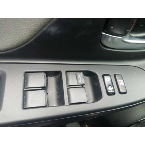 Recambio de mando elevalunas delantero izquierdo para toyota yaris hybrid active referencia OEM IAM   