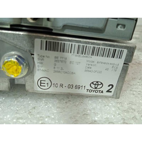 Recambio de sistema navegacion gps para toyota yaris hybrid active referencia OEM IAM 861400D320 868400F020 