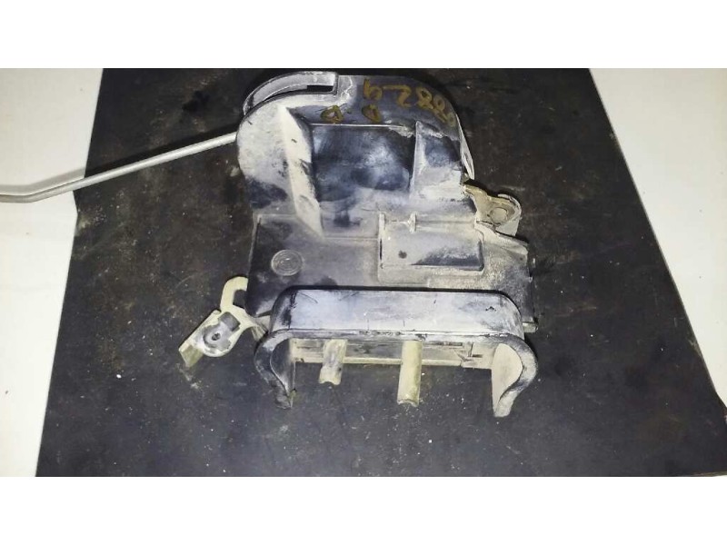 Recambio de cerradura puerta delantera derecha para fiat punto berlina (176) td 60 cult referencia OEM IAM  5P 