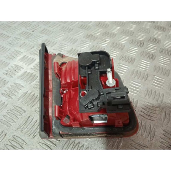 Recambio de piloto trasero derecho interior para citroën c5 berlina collection referencia OEM IAM 9687582980  