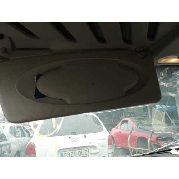 Recambio de parasol izquierdo para renault kangoo furgón compact professional referencia OEM IAM 8200544833  