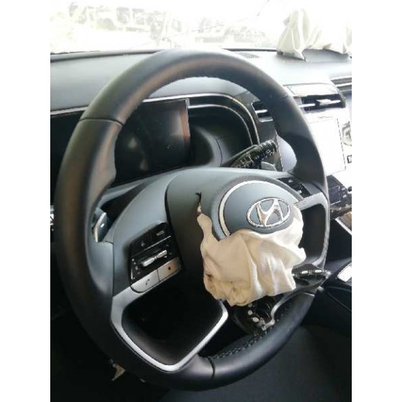 Recambio de volante para hyundai tucson 1.6 hybrid 4x4 referencia OEM IAM 56113N9000 BUEN ESTADO 