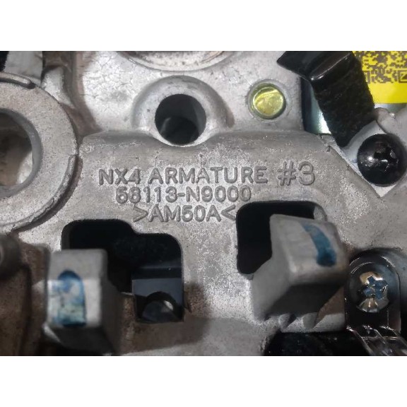 Recambio de volante para hyundai tucson 1.6 hybrid 4x4 referencia OEM IAM 56113N9000 BUEN ESTADO 