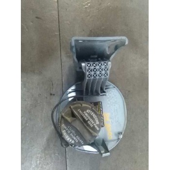 Recambio de tapa exterior combustible para hyundai i20 comfort referencia OEM IAM 695101J000 AZUL 