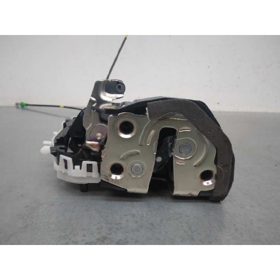 Recambio de cerradura puerta trasera izquierda para toyota yaris hybrid active referencia OEM IAM  2 PINES 