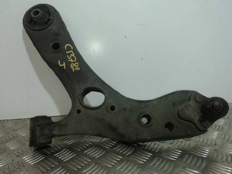 Recambio de brazo suspension inferior delantero izquierdo para lexus ct 200h referencia OEM IAM   