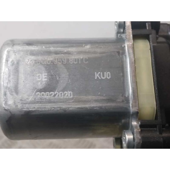 Recambio de motor elevalunas delantero derecho para seat leon (kl1) xcellence referencia OEM IAM 5Q0959801C 2 PINES 