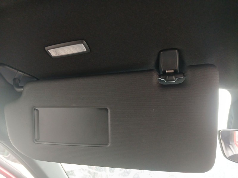 Recambio de parasol izquierdo para mg mg 3 1.5 hybrid referencia OEM IAM   