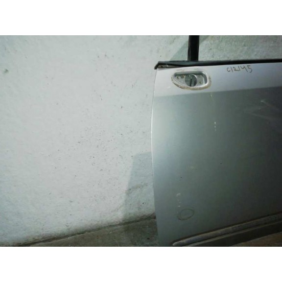Recambio de puerta delantera izquierda para kia carens (un) concept referencia OEM IAM  PLATA 