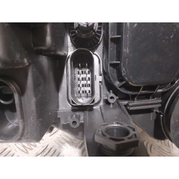 Recambio de faro izquierdo para seat ibiza (6j5) referencia OEM IAM 6J1941005D NUEVO BIFARO H7+H7 09-12