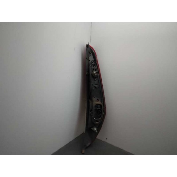 Recambio de piloto trasero izquierdo para fiat punto berlina (188) 1.2 8v active referencia OEM IAM 286201  