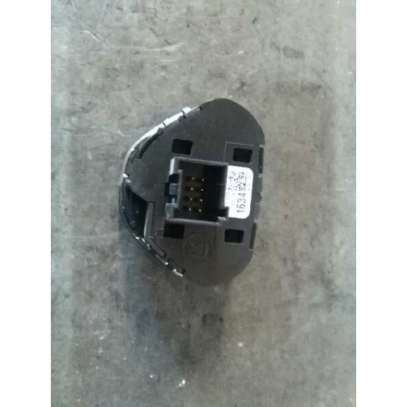 Recambio de warning para opel corsa e edition referencia OEM IAM   