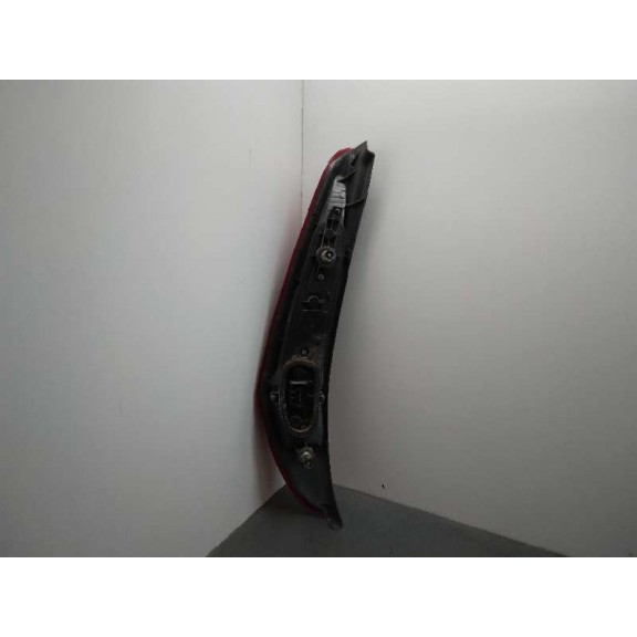 Recambio de piloto trasero derecho para fiat punto berlina (188) 1.2 8v active referencia OEM IAM 11A541B  