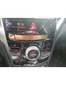 Recambio de mando climatizador para ssangyong tivoli limited 4x2 referencia OEM IAM 6872035000  