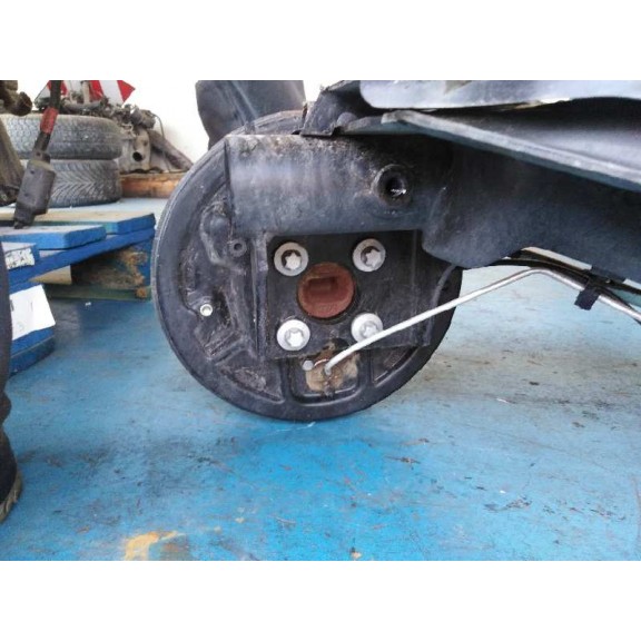 Recambio de puente trasero para renault captur luxe referencia OEM IAM  TAMBOR ABS 4 TORNILLOS