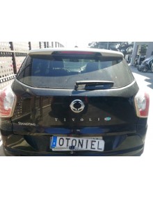 Recambio de porton trasero para ssangyong tivoli limited 4x2 referencia OEM IAM   