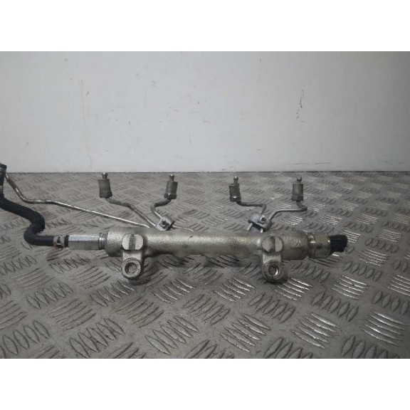 Recambio de rampa inyectora para toyota auris luna referencia OEM IAM   