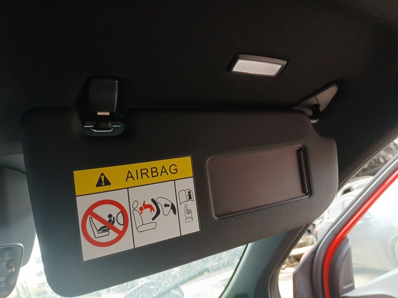 Recambio de parasol derecho para mg mg 3 1.5 hybrid referencia OEM IAM   