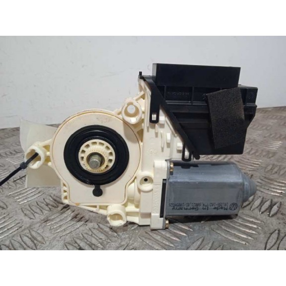 Recambio de motor elevalunas delantero derecho para seat ibiza (6l1) 1.4 16v referencia OEM IAM 101386102774 101386102 