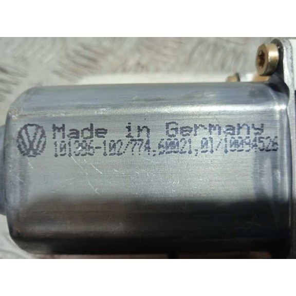 Recambio de motor elevalunas delantero derecho para seat ibiza (6l1) 1.4 16v referencia OEM IAM 101386102774 101386102 
