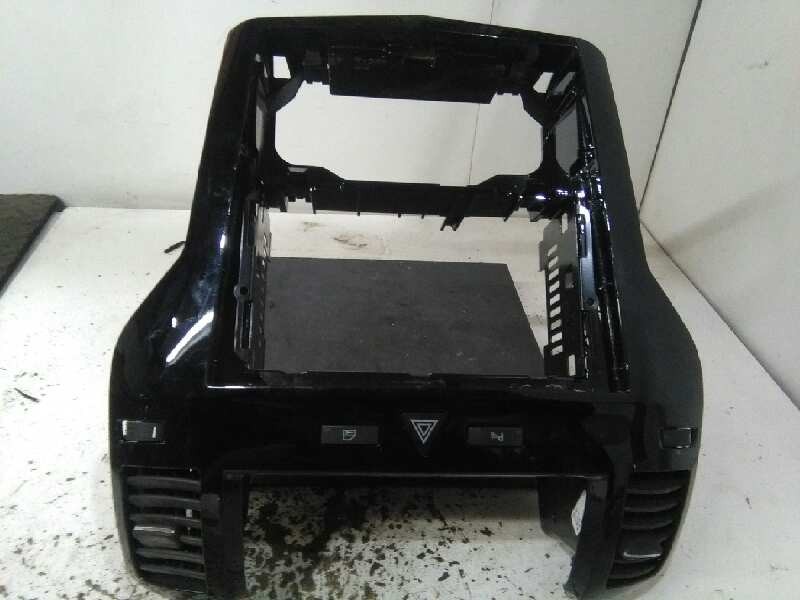 Recambio de consola central para opel zafira b enjoy plus referencia OEM IAM 13162556 13162544 FRONTIS RADIO