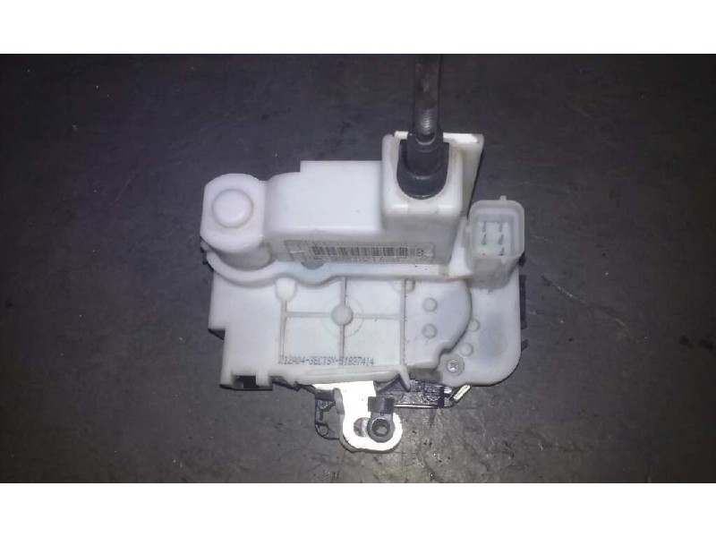 Recambio de cerradura puerta delantera izquierda para fiat nuova 500 (150) blackjack referencia OEM IAM 51827413  5PIN