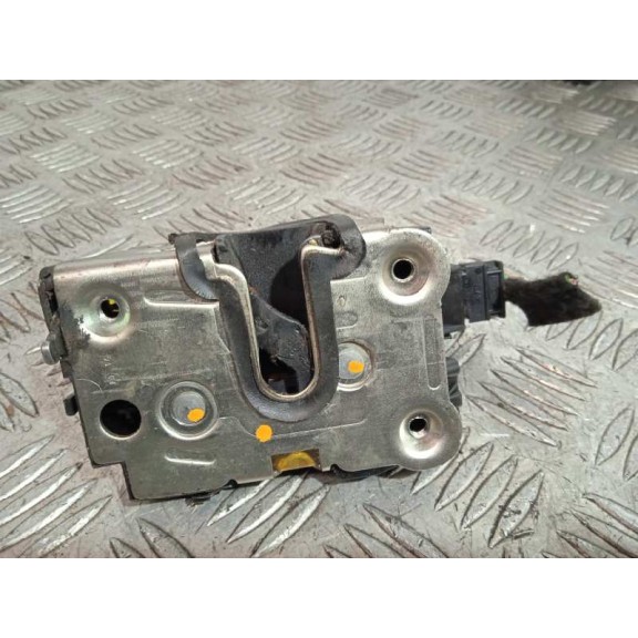 Recambio de cerradura puerta trasera izquierda para dacia duster ambiance 4x2 referencia OEM IAM   2 PINS
