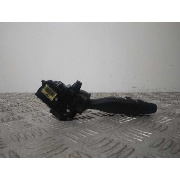 Recambio de mando limpia para kia carens ( ) basic referencia OEM IAM L67  