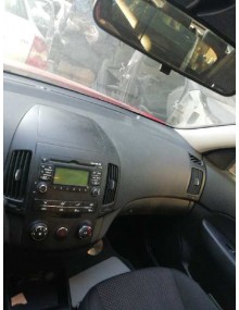 Recambio de salpicadero para hyundai i30 classic referencia OEM IAM   