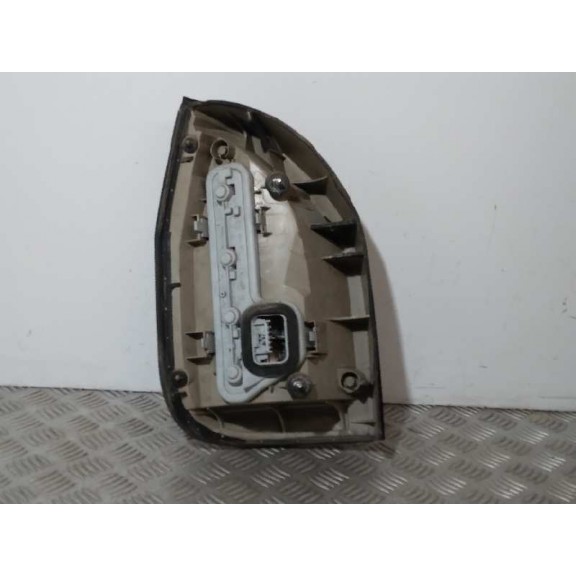 Recambio de piloto trasero derecho para opel zafira a elegance referencia OEM IAM 62281 ROZADO 2ª