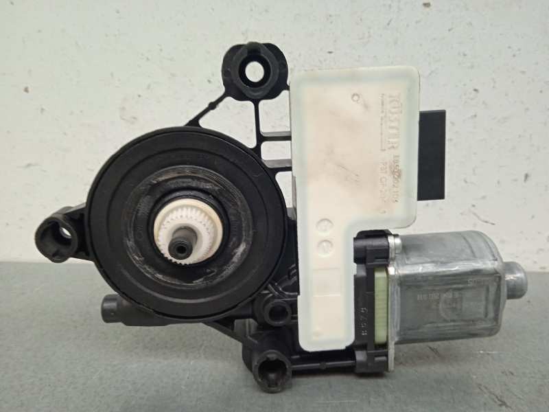 Recambio de motor elevalunas trasero derecho para seat ateca (khp) referencia OEM IAM 5Q0959408E 0130822724 5 PINS