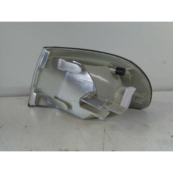 Recambio de piloto delantero derecho para audi a4 avant (b5) referencia OEM IAM  NUEVO BLANCO RAYADO