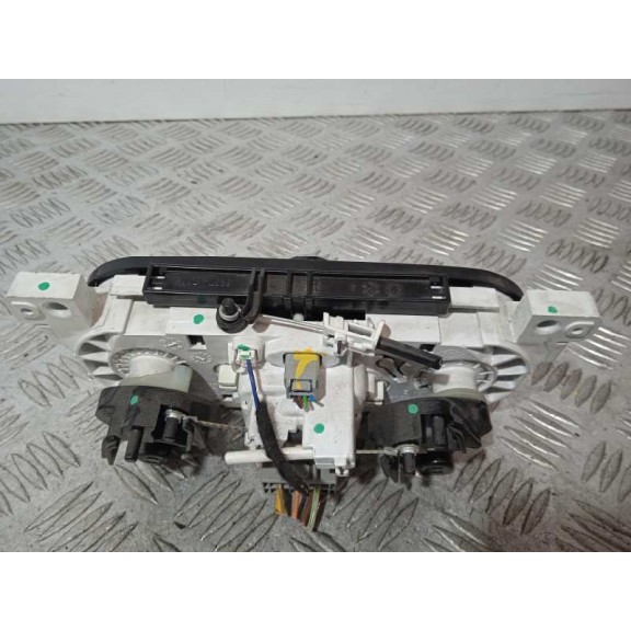 Recambio de mando calefaccion / aire acondicionado para dacia lodgy 1.6 sce cat referencia OEM IAM 5P3741700 275102784R 5P374300
