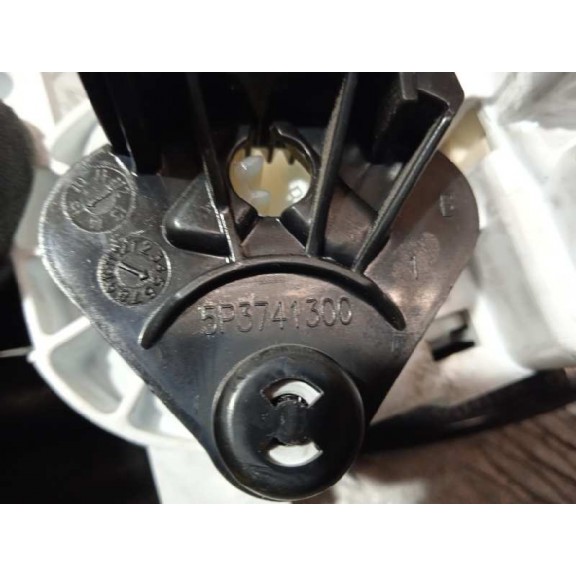 Recambio de mando calefaccion / aire acondicionado para dacia lodgy 1.6 sce cat referencia OEM IAM 5P3741700 275102784R 5P374300