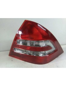 Recambio de piloto trasero derecho para mercedes-benz clase c (w203) berlina referencia OEM IAM 2038200264 NUEVO 4P