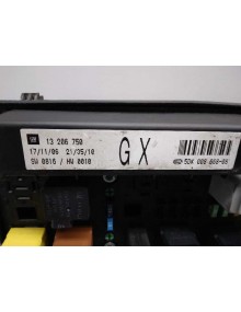 Recambio de caja reles / fusibles para opel astra h berlina 1.6 16v referencia OEM IAM 13206750   2