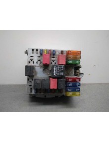 Recambio de caja reles / fusibles para fiat punto berlina (188) 1.2 8v active referencia OEM IAM 46835597  