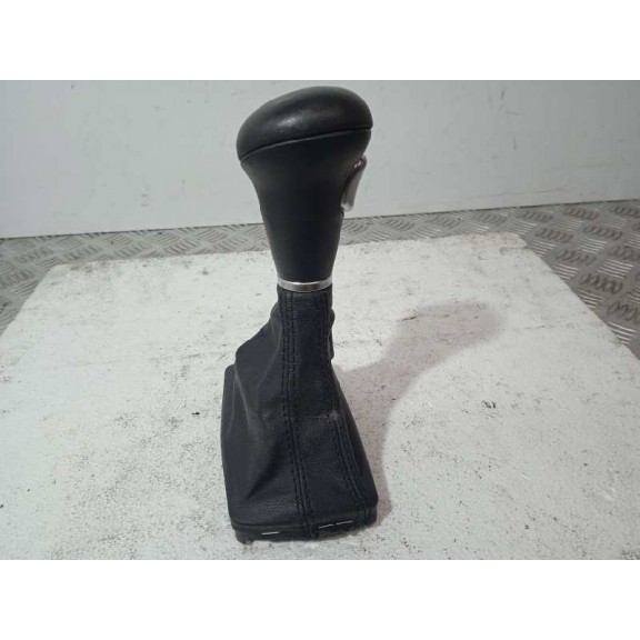 Recambio de pomo palanca cambio para audi a5 sportback (8t) 2.7 tdi referencia OEM IAM 8K1713139A  