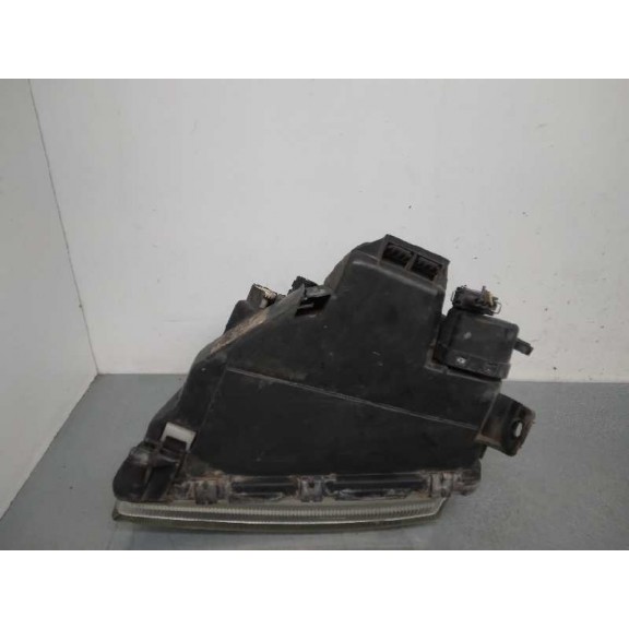 Recambio de faro derecho para audi a4 berlina (b5) 1.8 referencia OEM IAM 8D0941004A  
