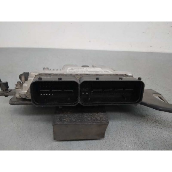 Recambio de centralita motor uce para hyundai i40 cw gl comfort referencia OEM IAM 391202A209 0281018492 